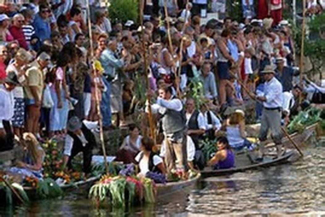 Vintage Home LʼIsle-sur-la-Sorgue المظهر الخارجي الصورة
